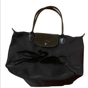 Authentic Longchamp Black  Large Tote Handbag, Preowned!!!!